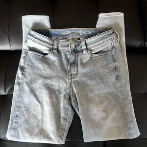 American Eagle jeans size 2 short